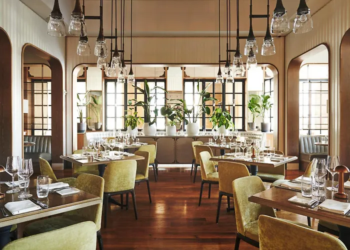 Four Seasons Hotel Miami